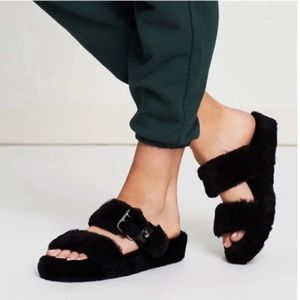 Ugg Fluff Yeah Slides